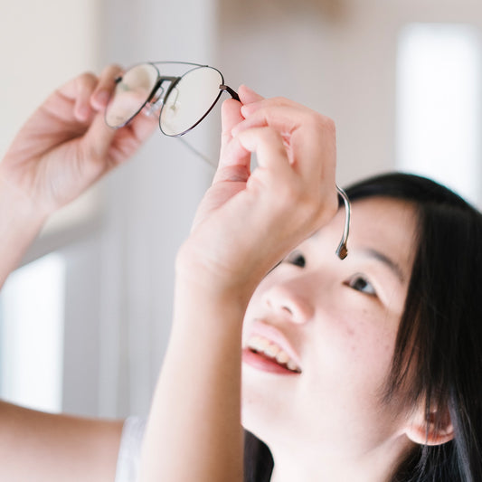 6 Common Lens Coatings for Glasses