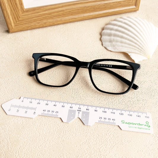 How to determine eyeglass size?