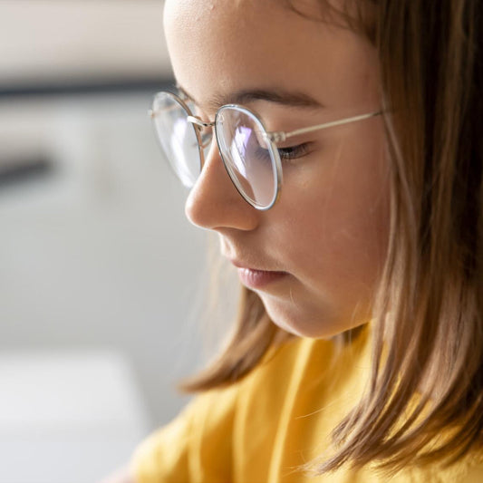 Polycarbonate lenses are the safest choice for kids